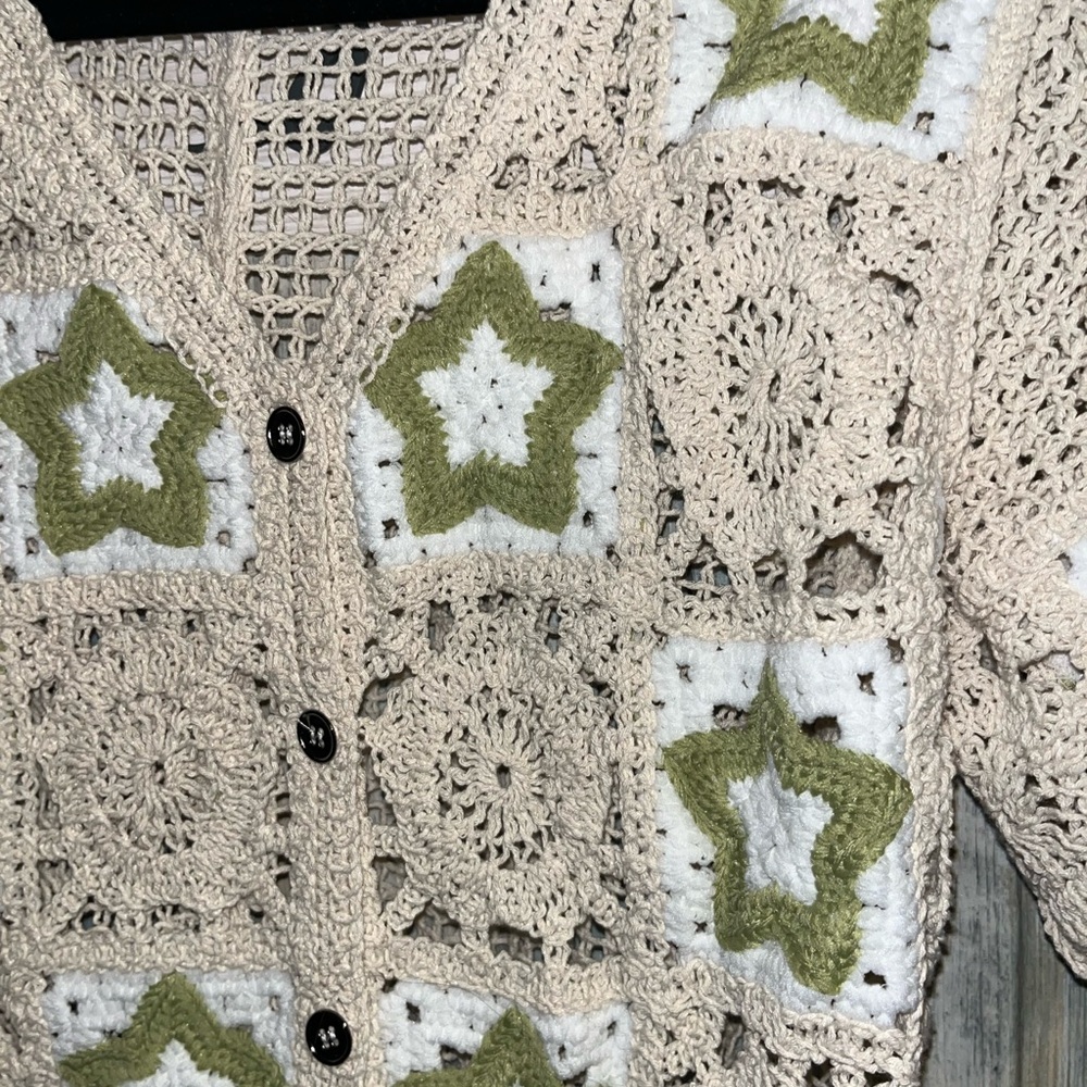POL Button Up Crochet Star Pattern Top - image 7